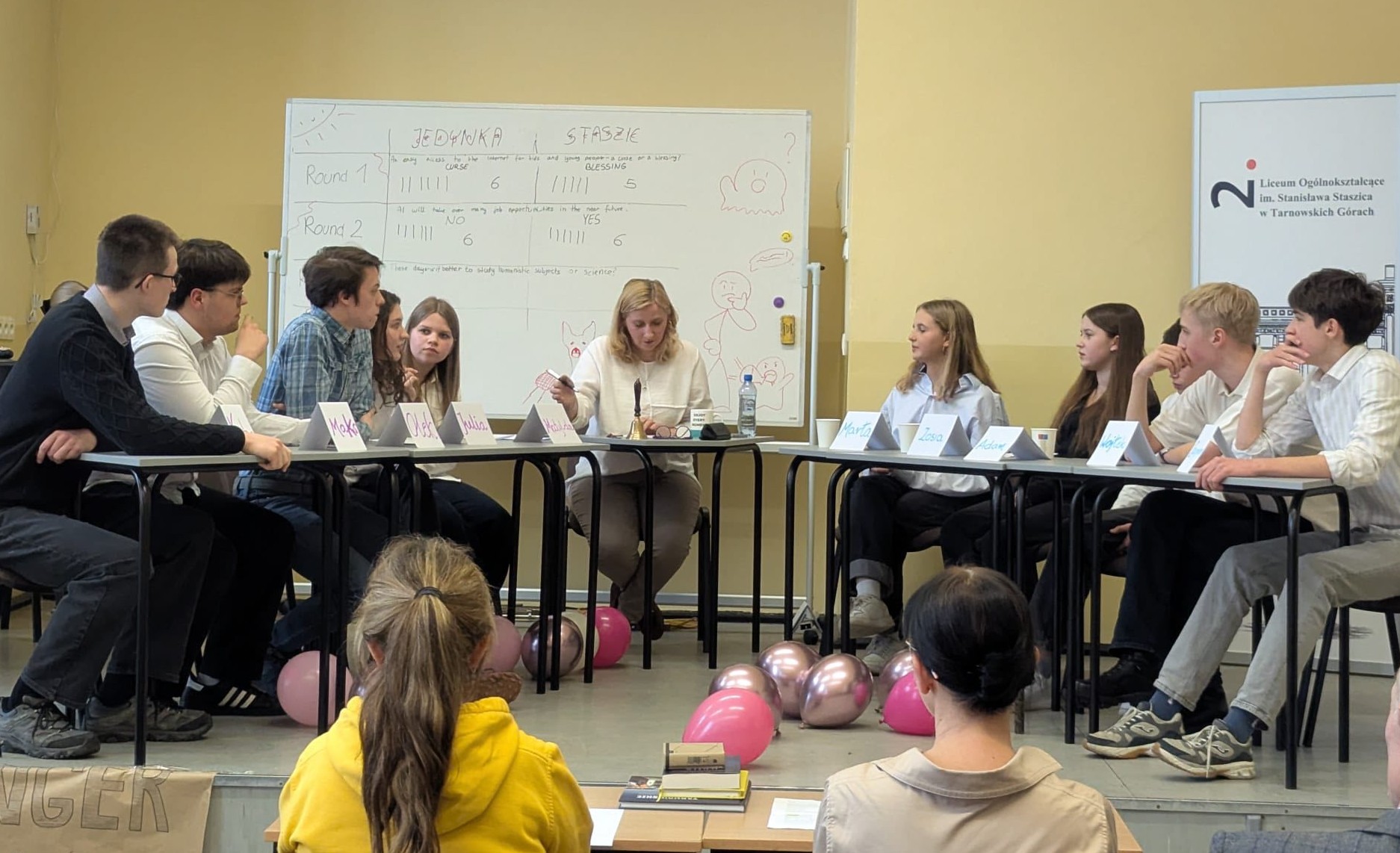 Łączymy, nie dzielimy! Łączymy, nie dzielimy!