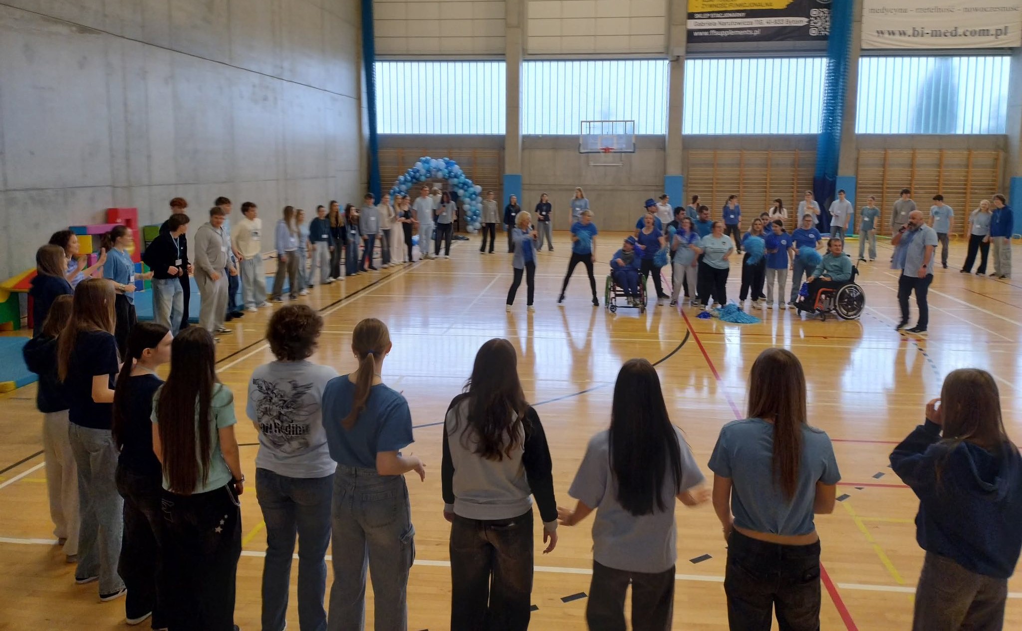 Wolontariusze Niebieskich Igrzysk