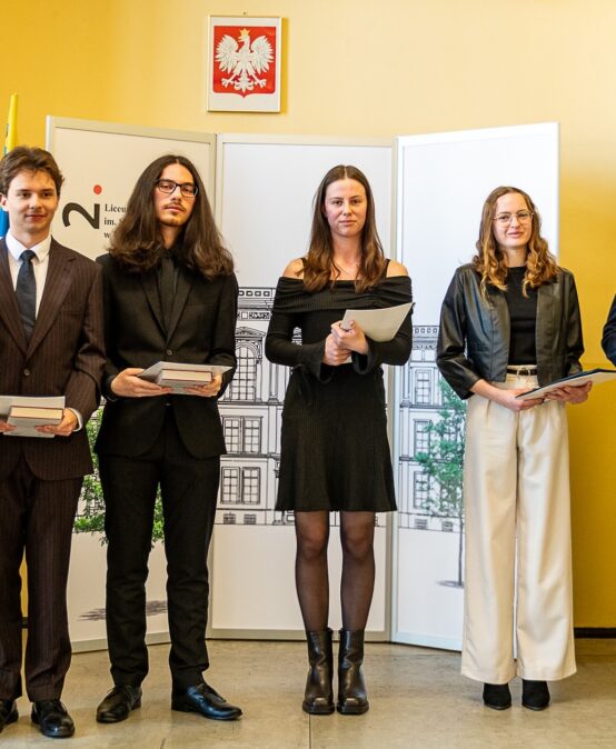 „Aby wejść w życie z ambicjami…”